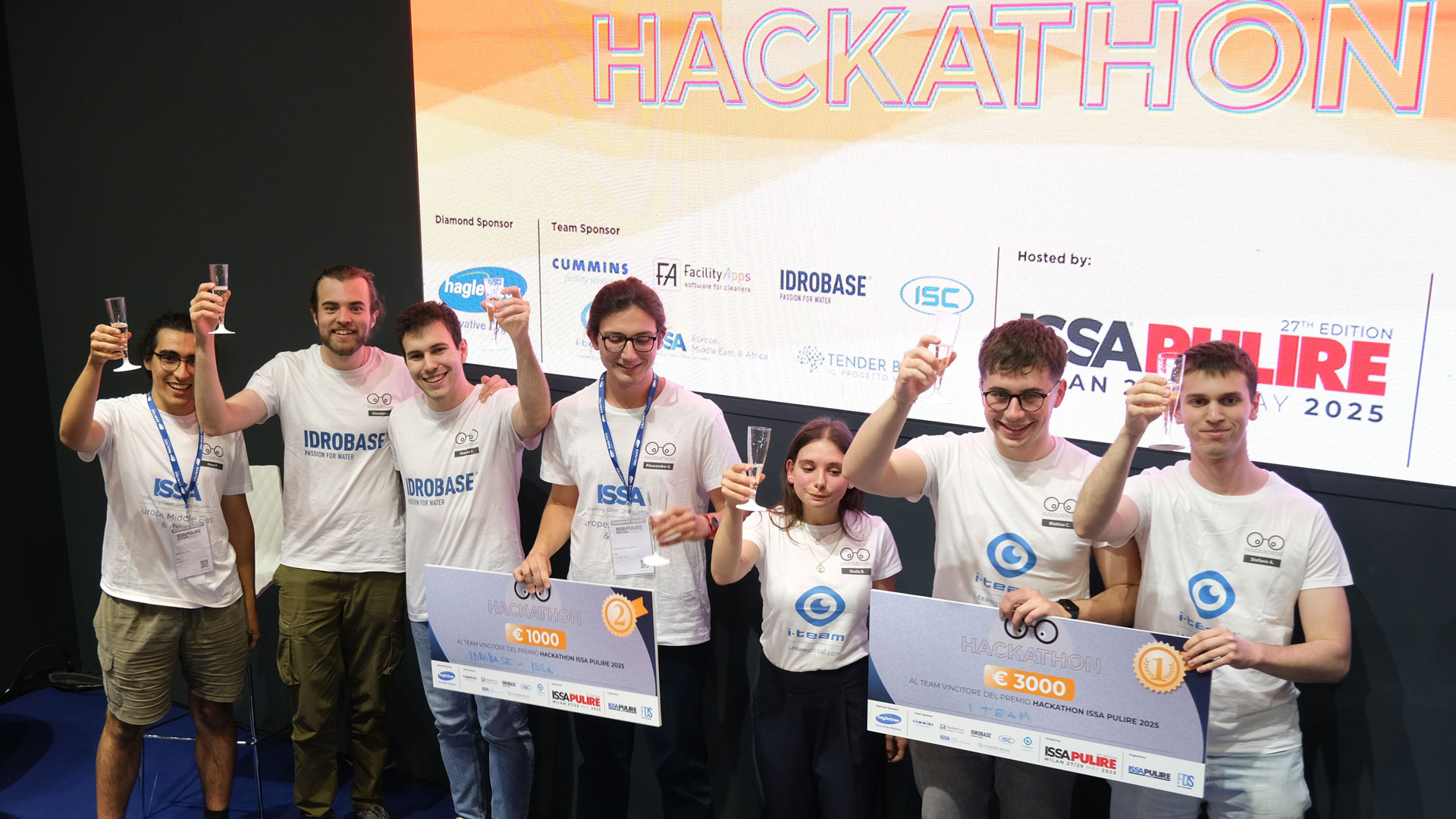 Vince la seconda edizione dell’Hackathon ISSA PULIRE il Team "I-Team" secondo classificato il Team "Idrobase e ISSA"